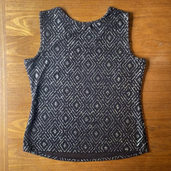 Chances R Tank - Picture 2 of 8